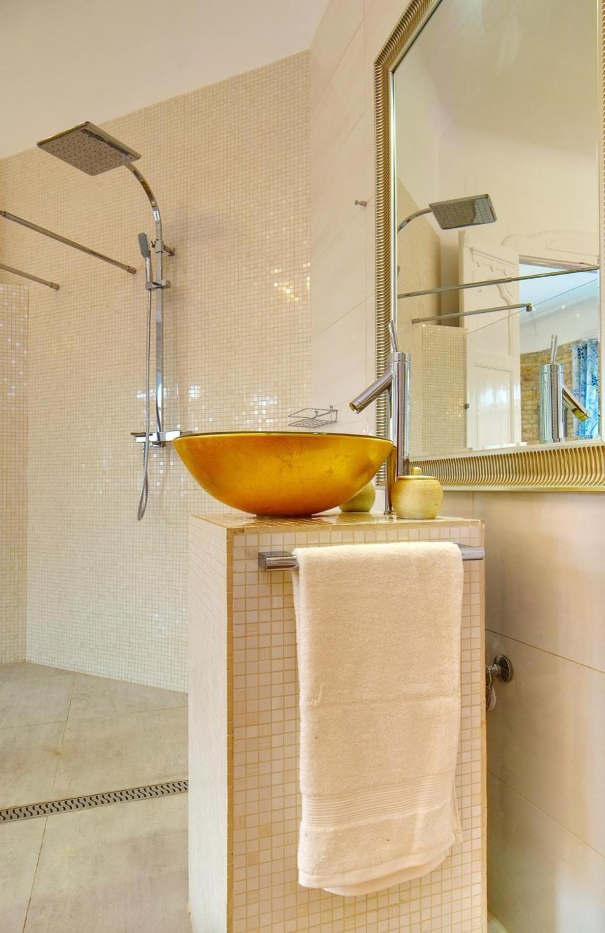 Amazing View Designer Home With Sauna And Jacuzzi 3 Min To Opera House Boedapest Buitenkant foto