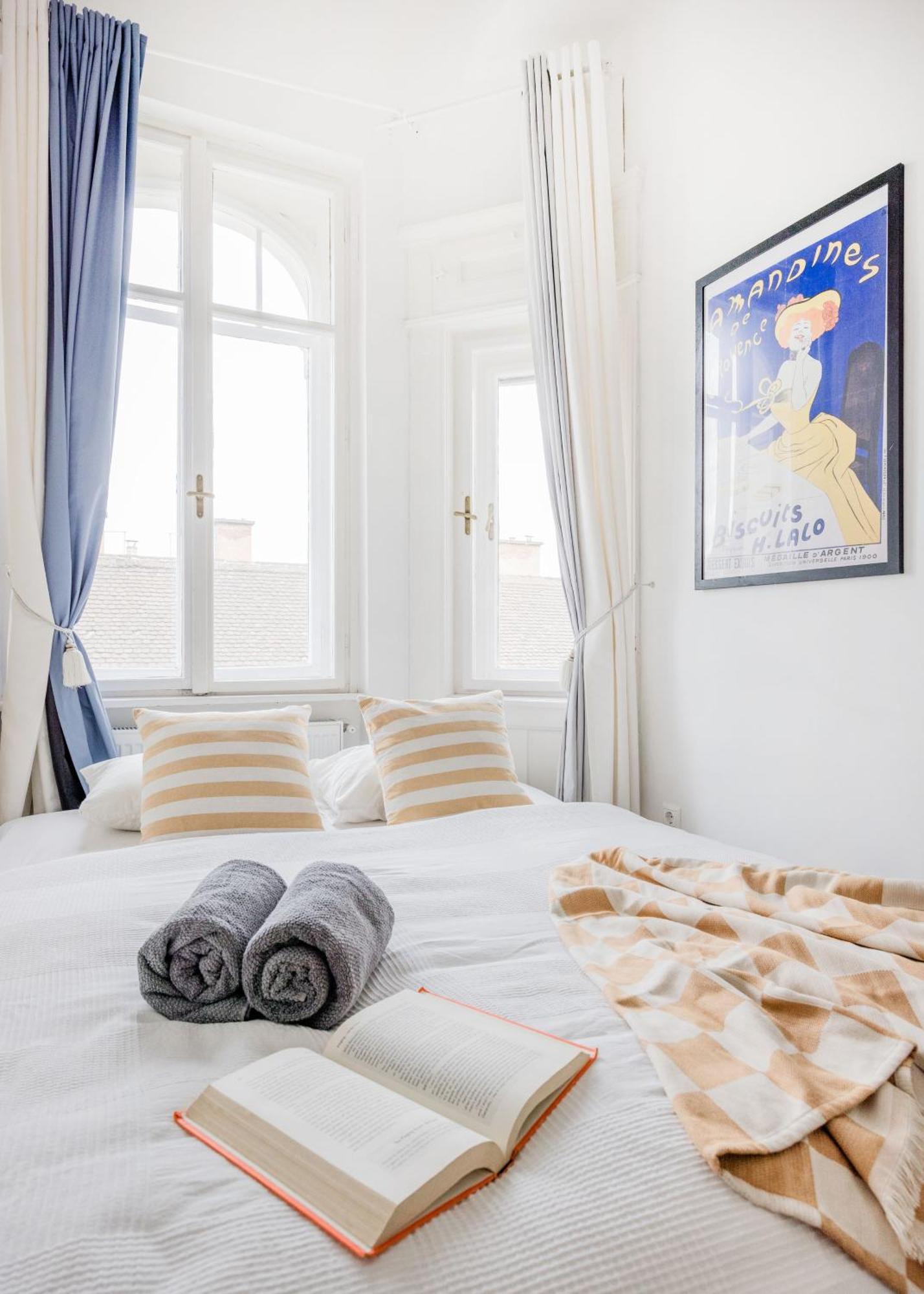 Amazing View Designer Home With Sauna And Jacuzzi 3 Min To Opera House Boedapest Buitenkant foto