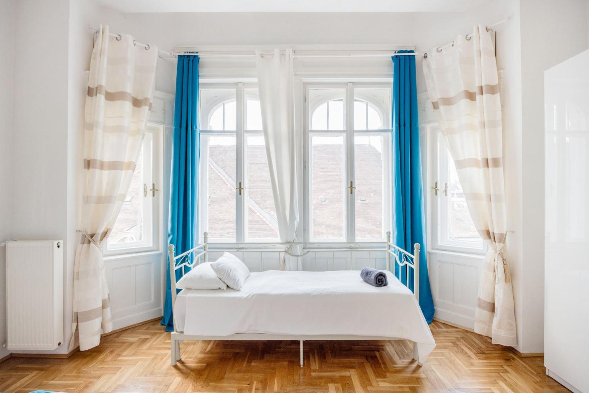 Amazing View Designer Home With Sauna And Jacuzzi 3 Min To Opera House Boedapest Buitenkant foto